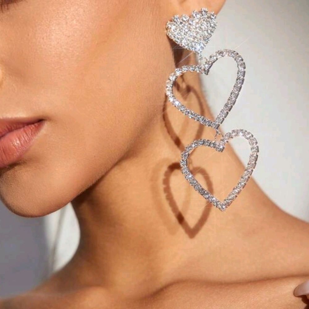 Dazzling Rhinestone Heart Shaped Earrings